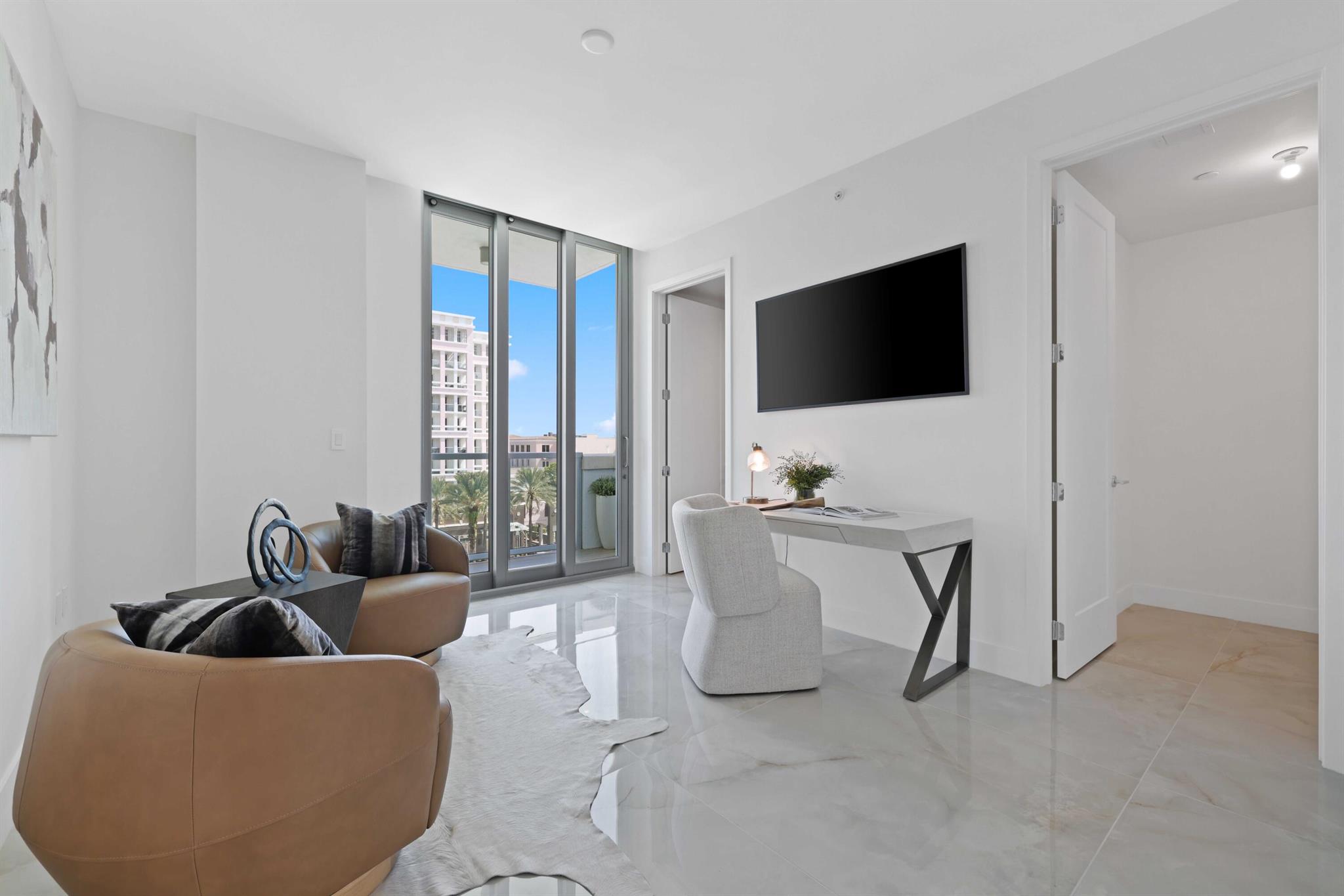 475 E Royal Palm Road 506