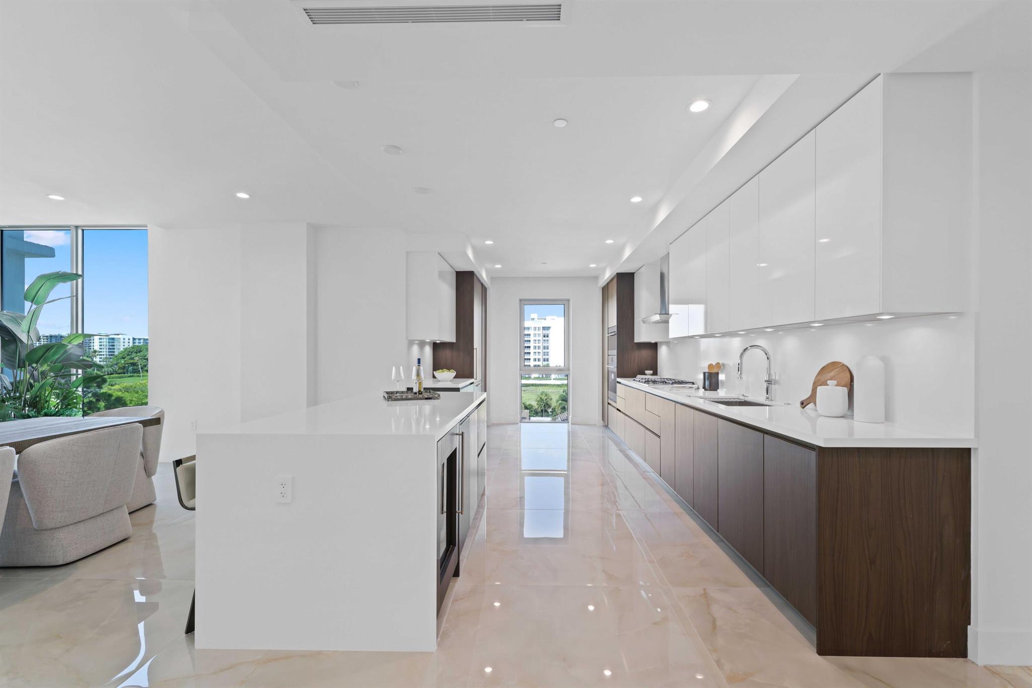475 E Royal Palm Road 506
