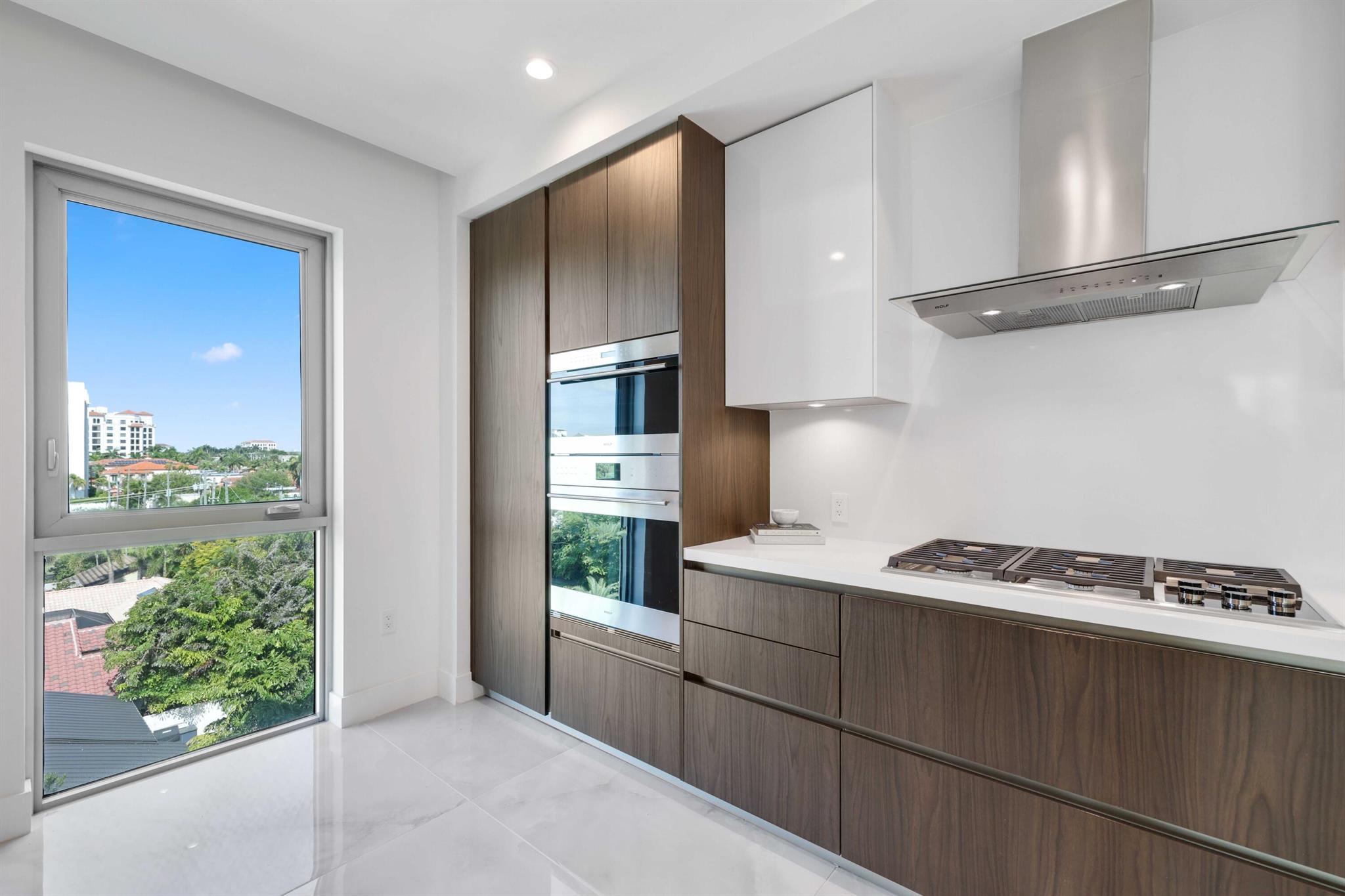 475 E Royal Palm Road 506