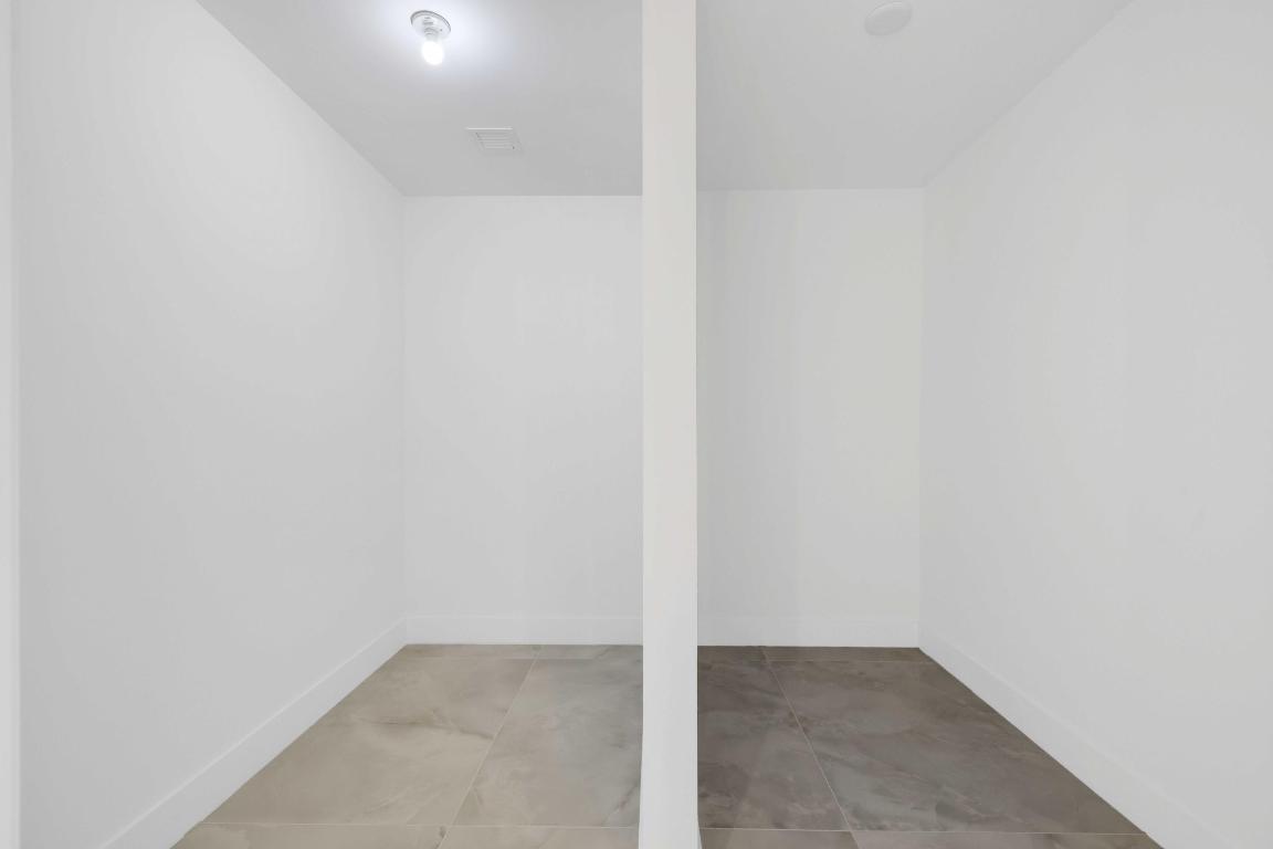 475 E Royal Palm Road 506