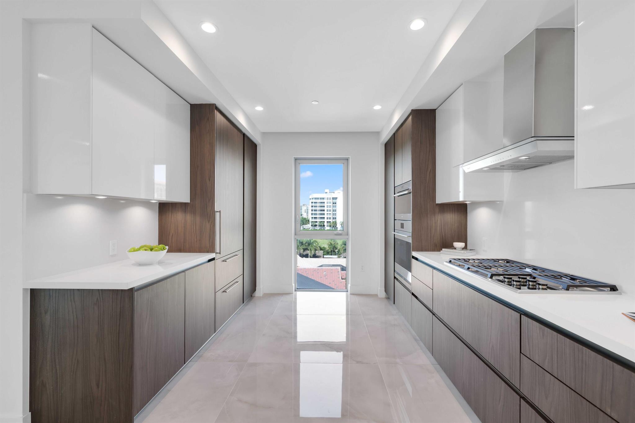 475 E Royal Palm Road 506