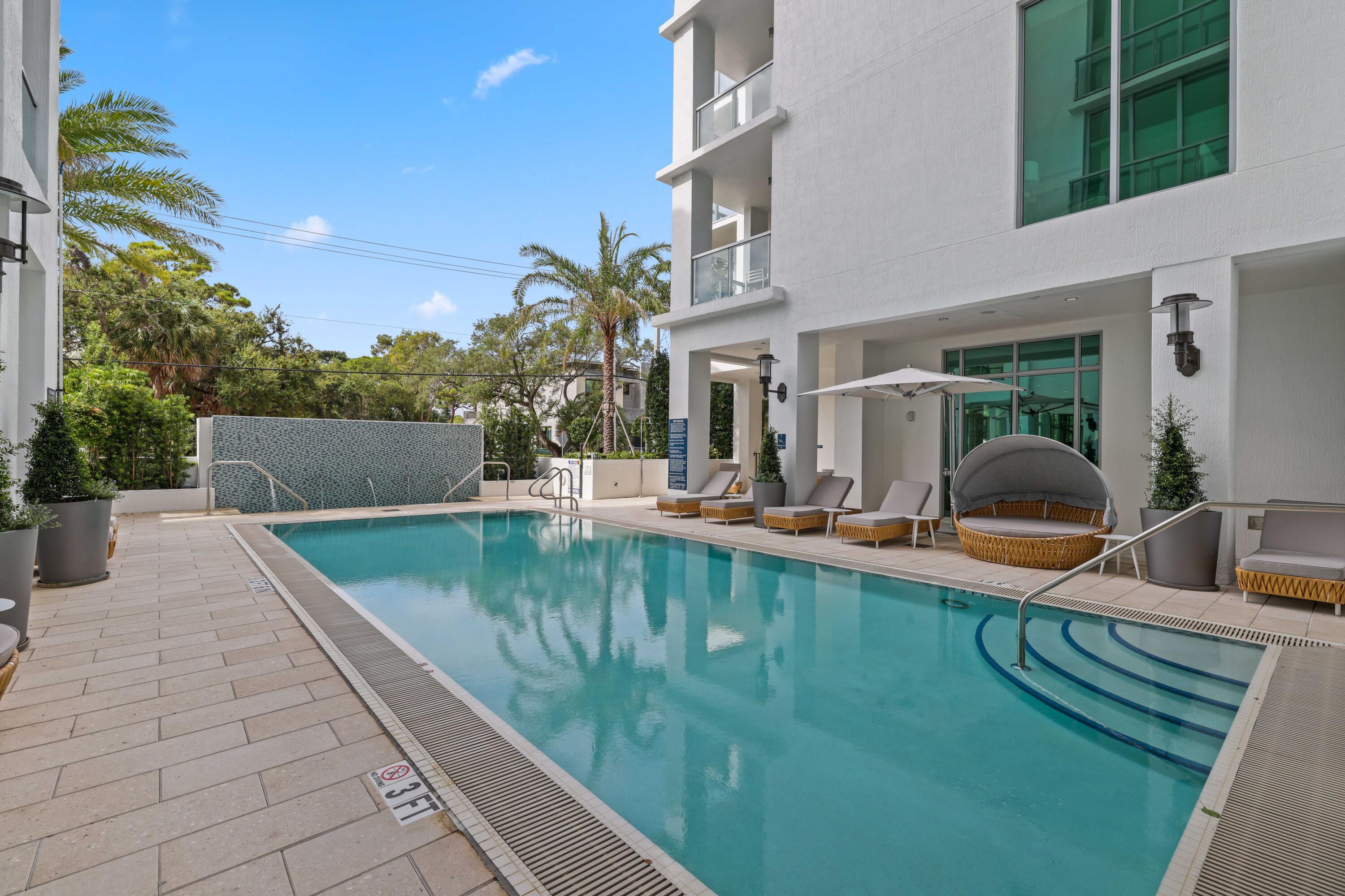 475 E Royal Palm Road 506