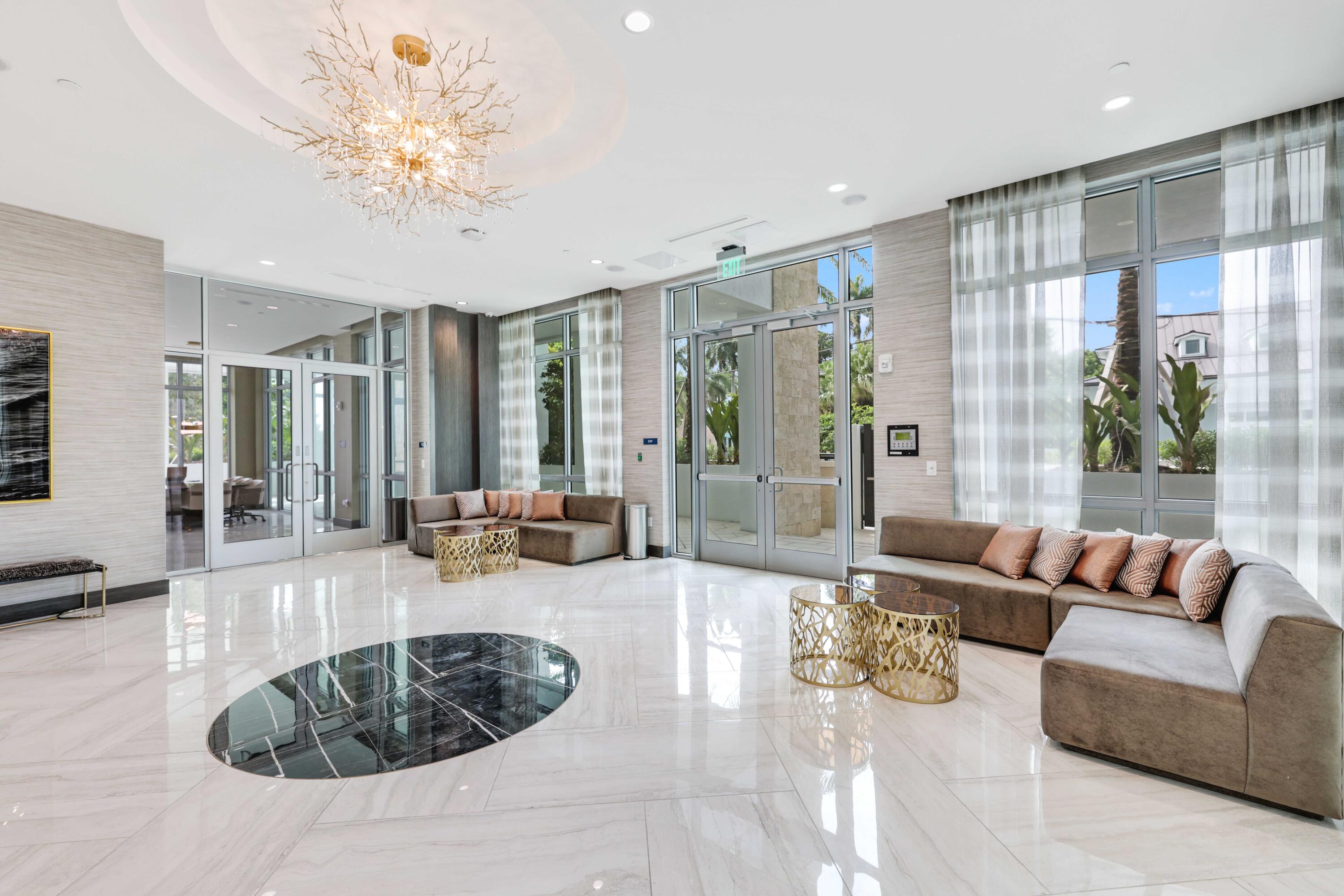 475 E Royal Palm Road 506