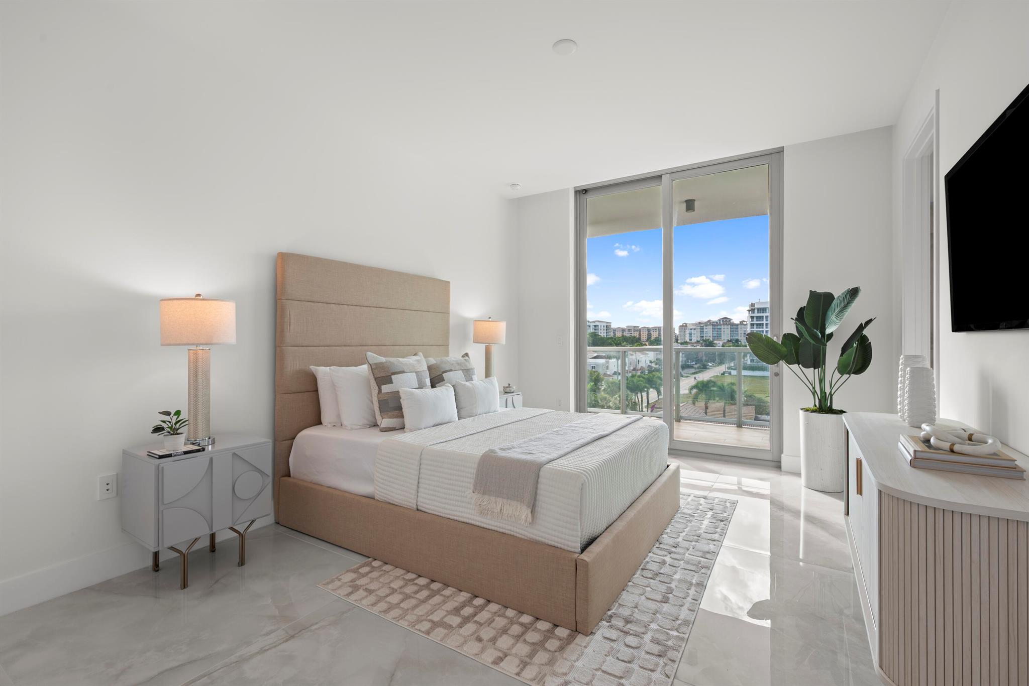 475 E Royal Palm Road 506