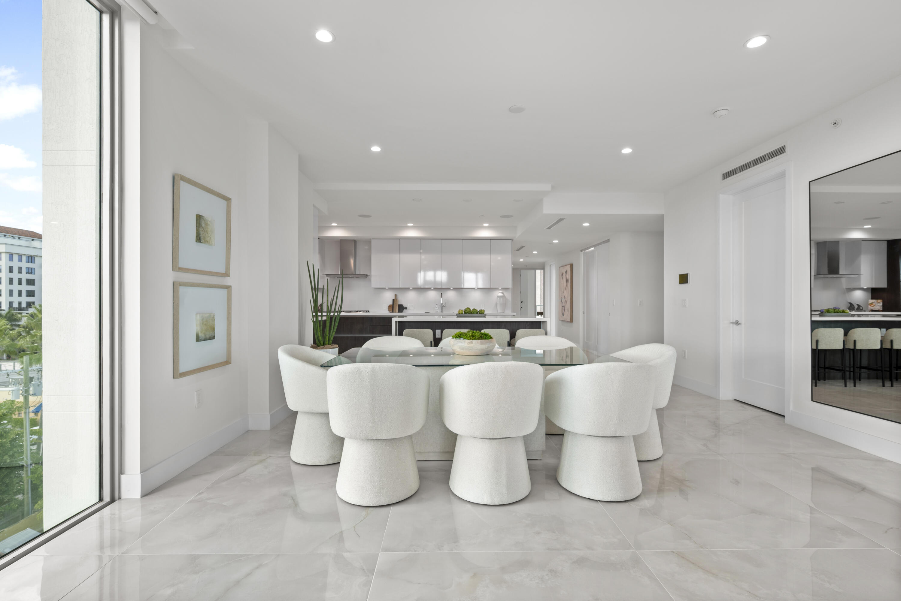 475 E Royal Palm Road 506