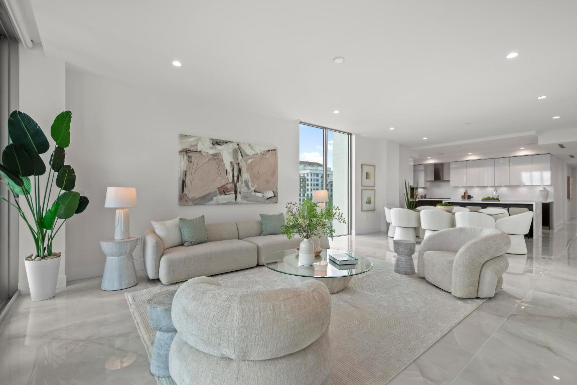 475 E Royal Palm Road 506