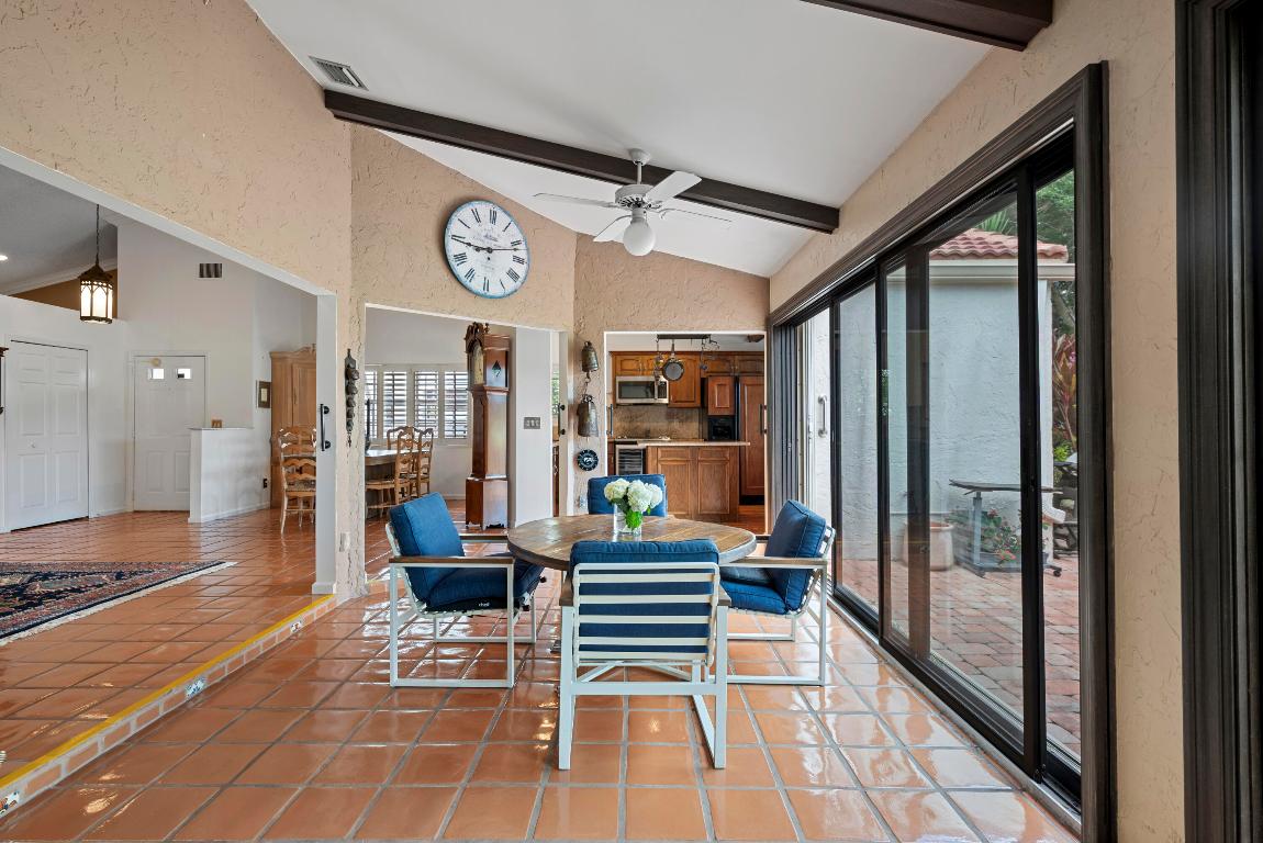 5770 Parkwalk Circle W