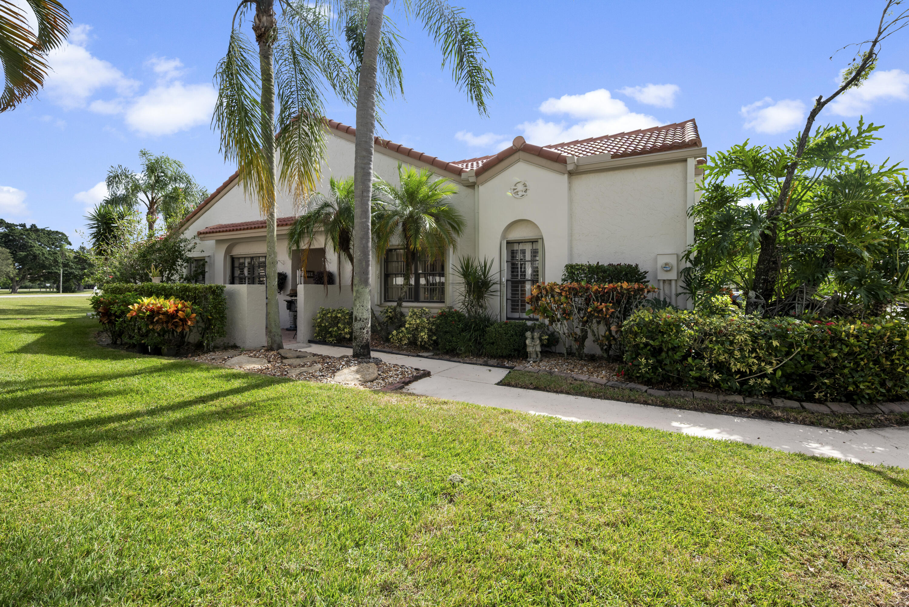 5770 Parkwalk Circle W