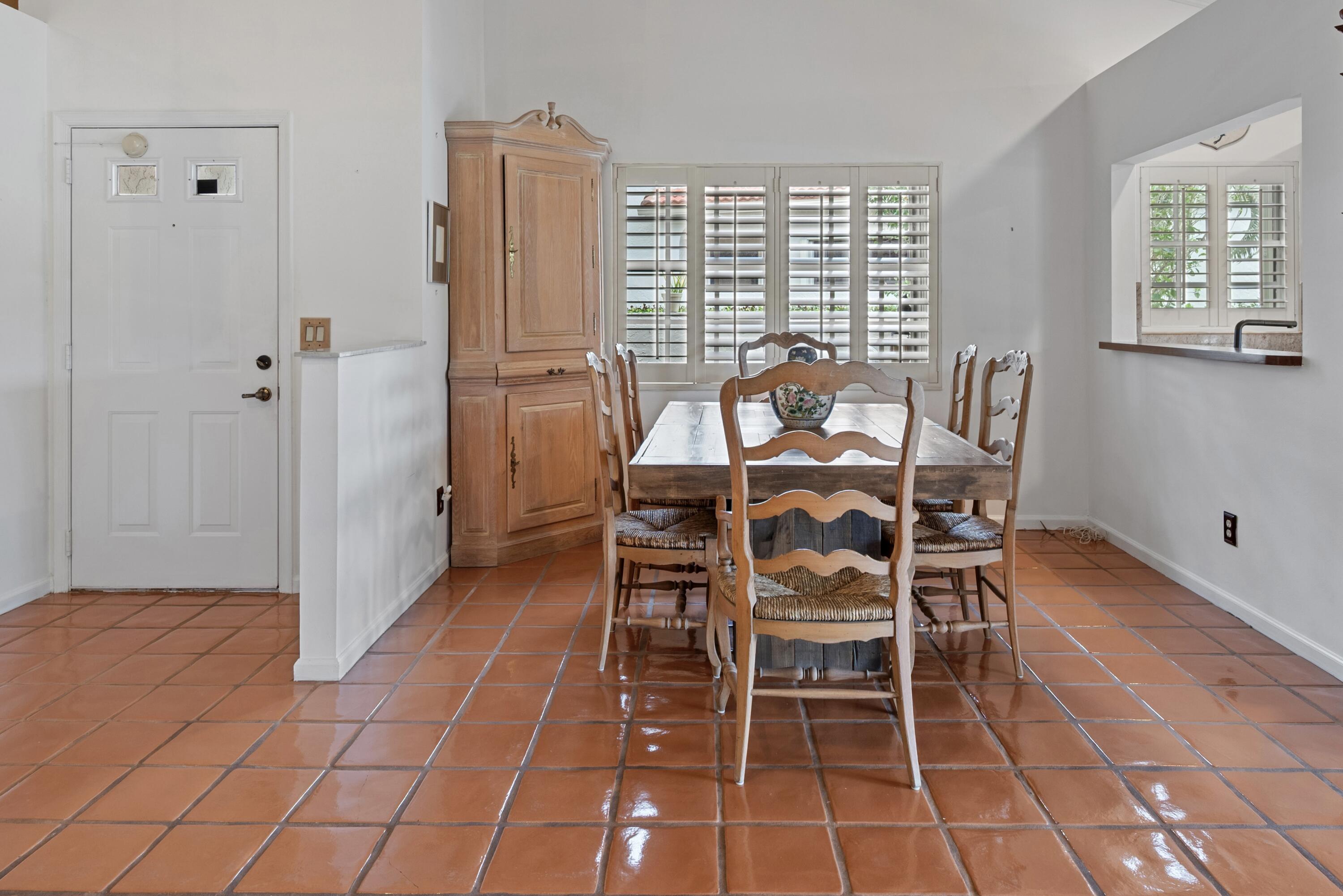 5770 Parkwalk Circle W