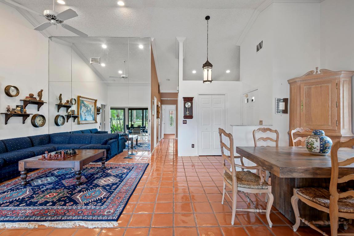 5770 Parkwalk Circle W