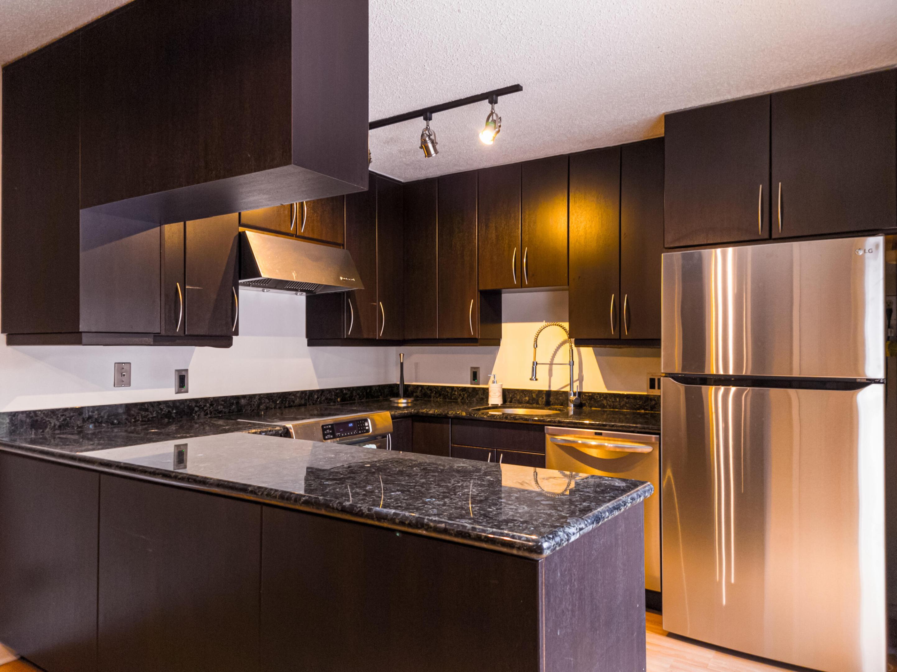 3118 Spanish Wells Drive 15-B