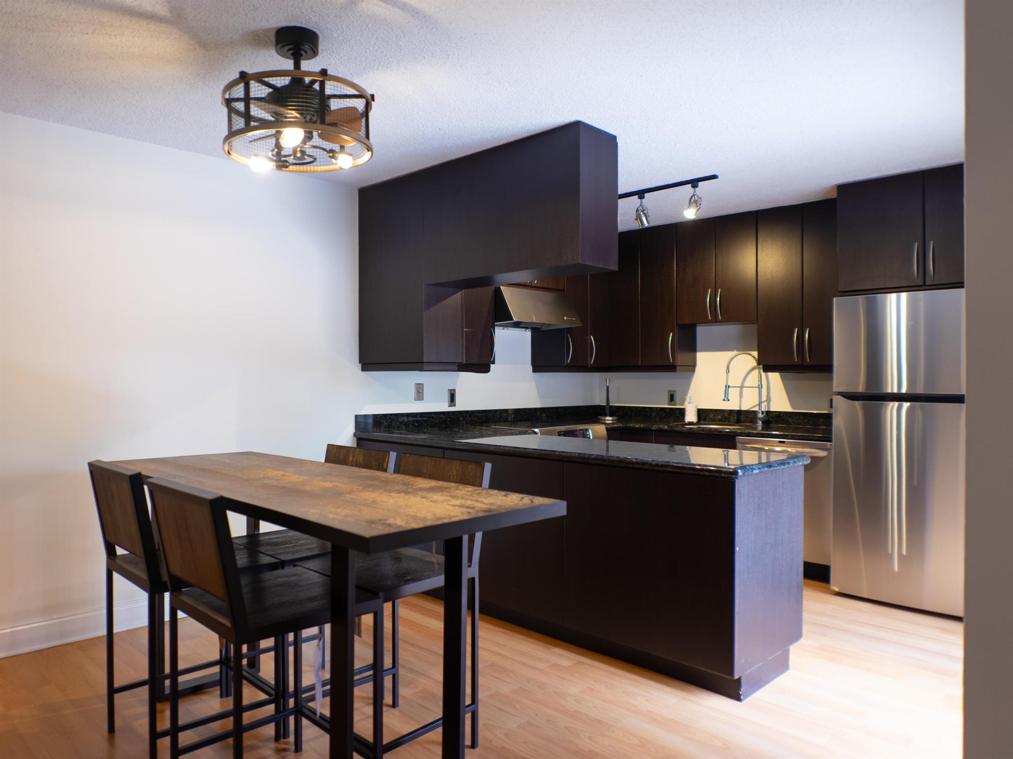 3118 Spanish Wells Drive 15-B