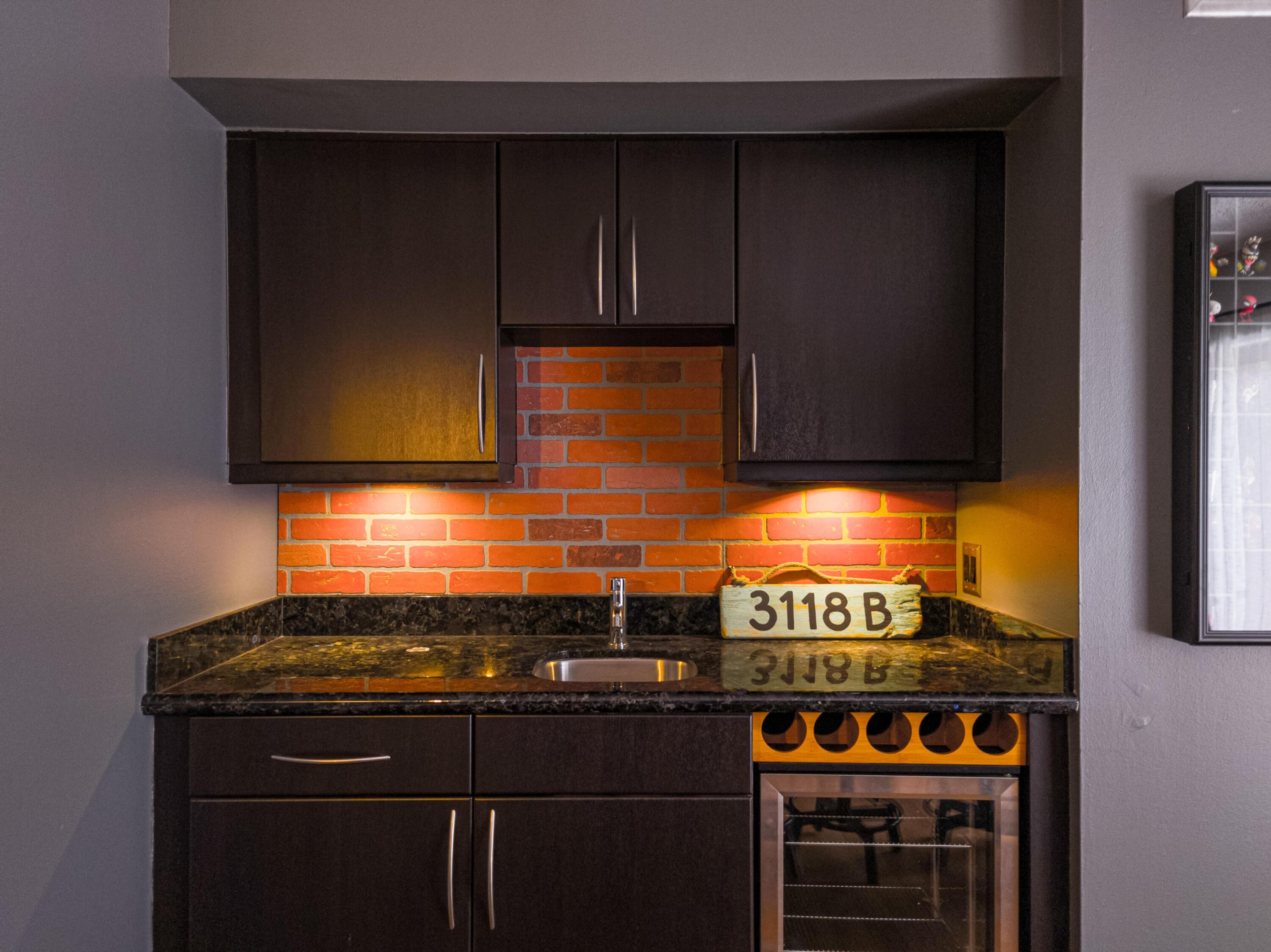 3118 Spanish Wells Drive 15-B