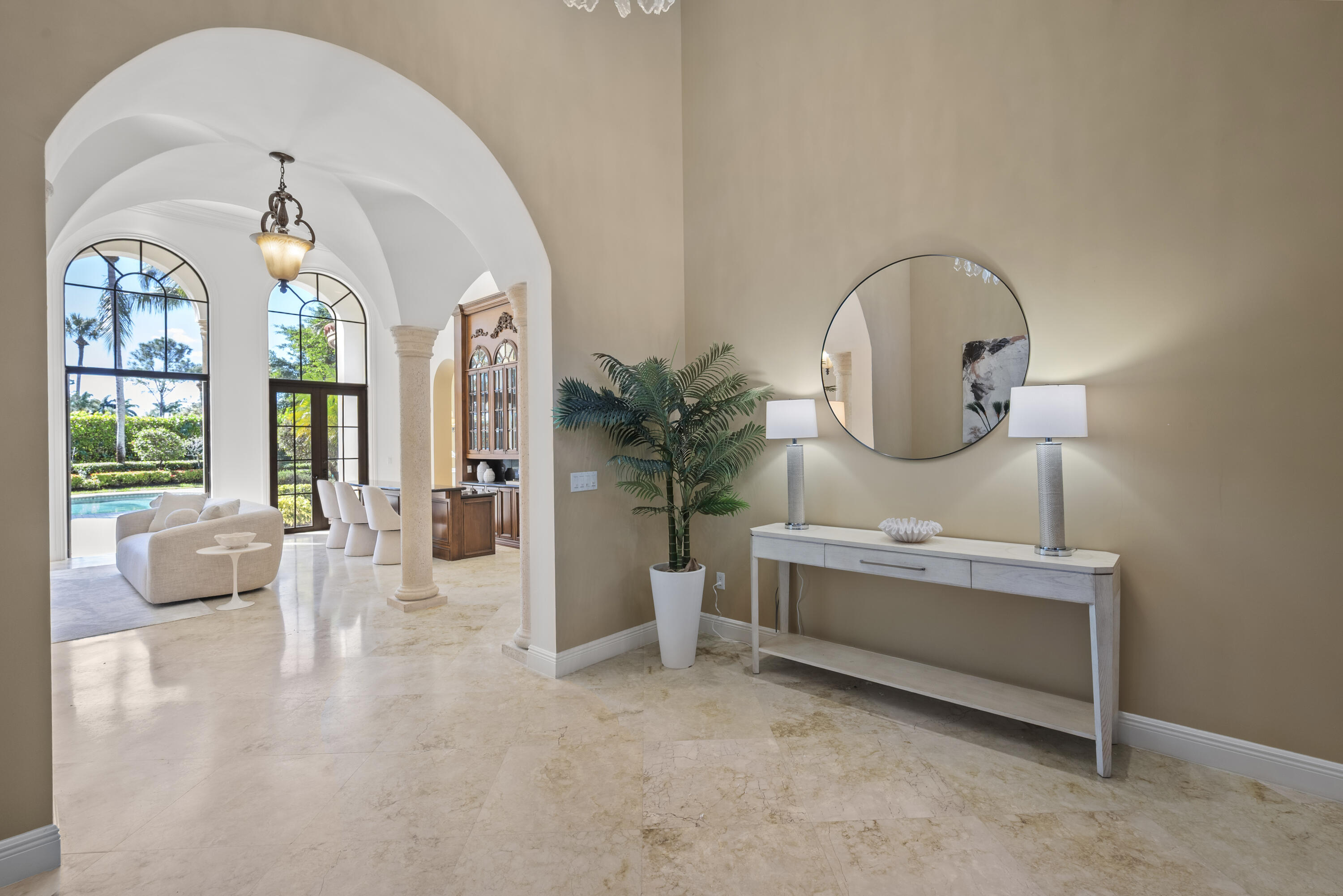 5752 Vintage Oaks Circle