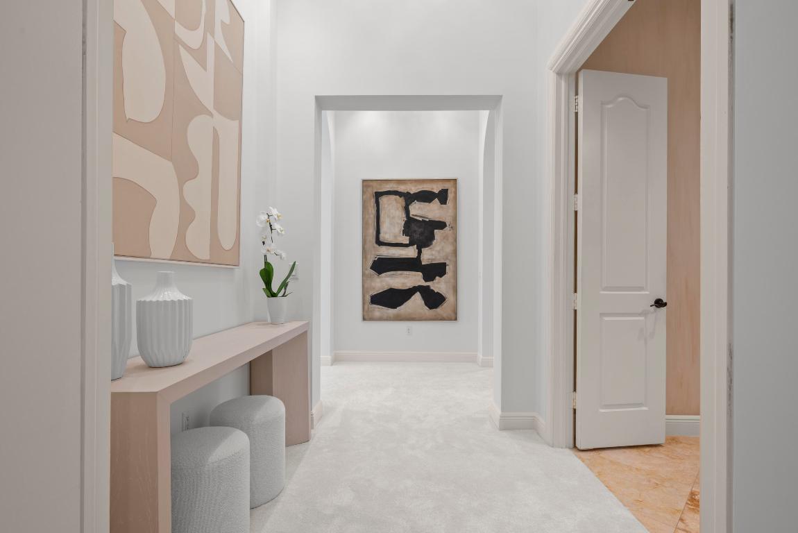 5752 Vintage Oaks Circle