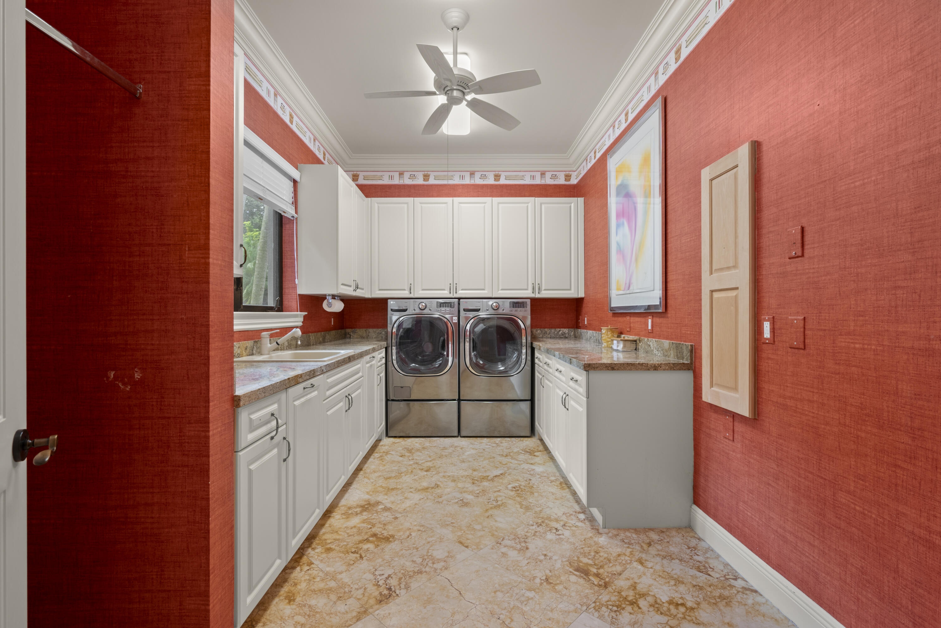 5752 Vintage Oaks Circle