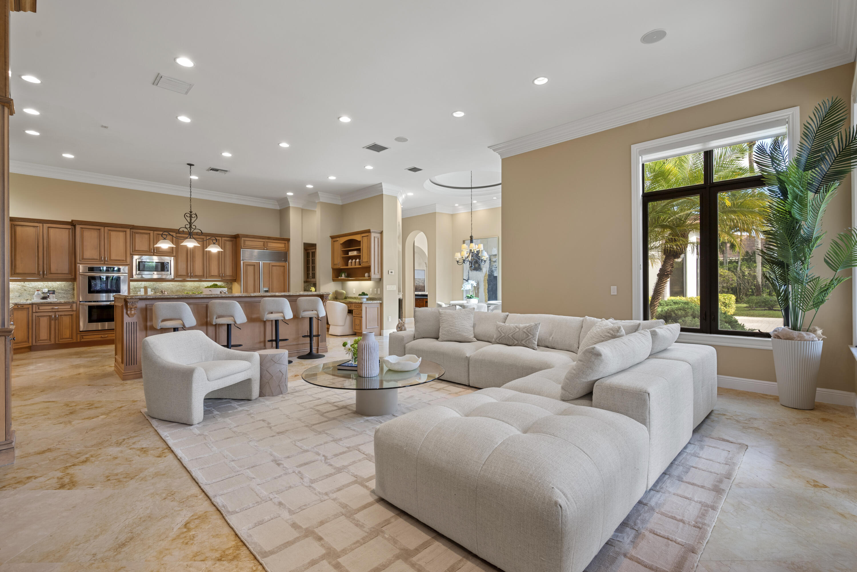 5752 Vintage Oaks Circle