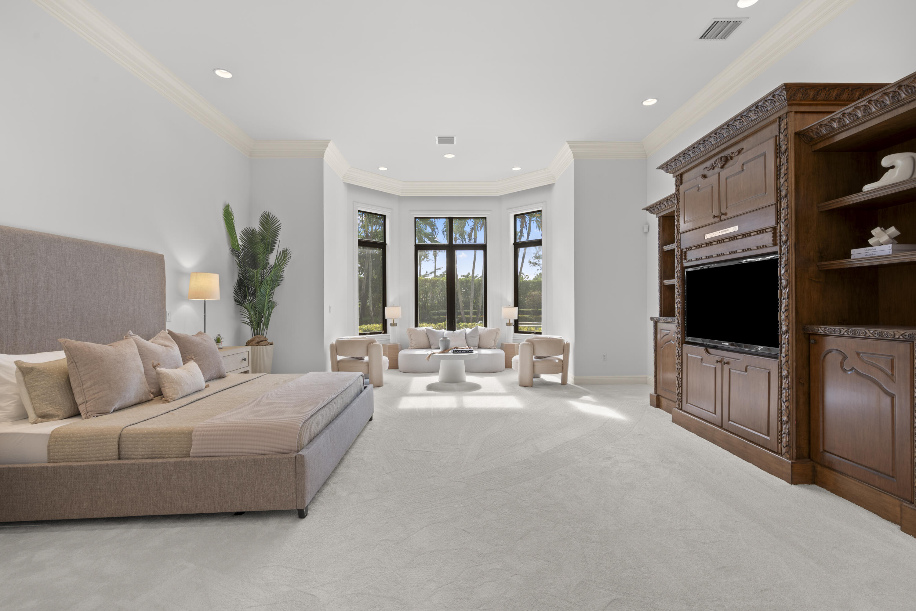 5752 Vintage Oaks Circle