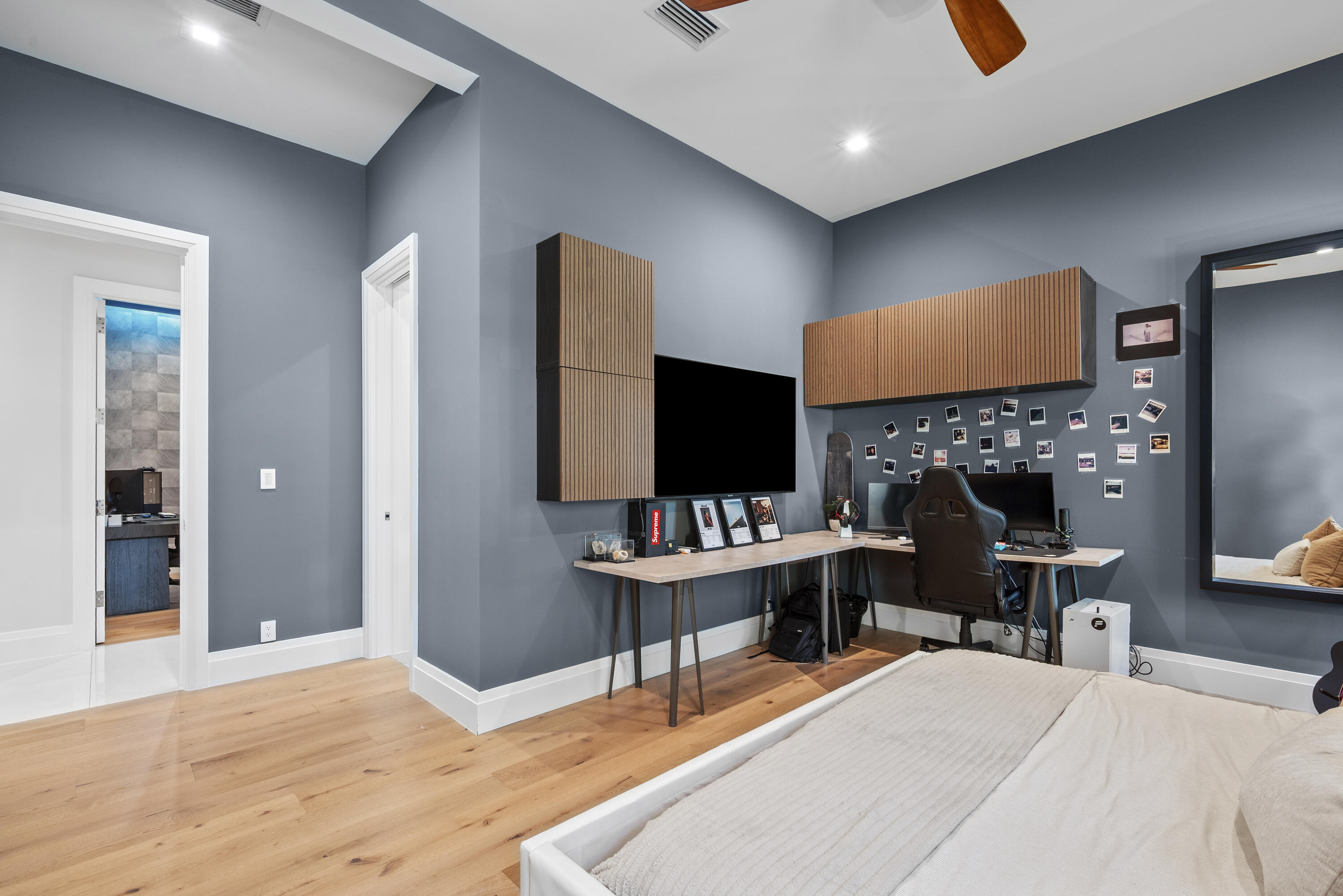 2350 NW 43rd Street