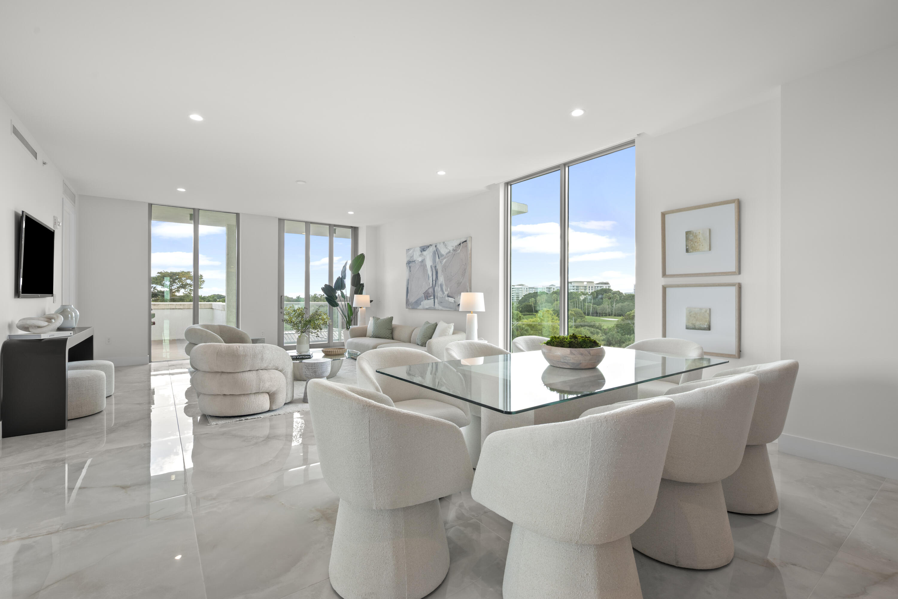 475 E Royal Palm Road 506