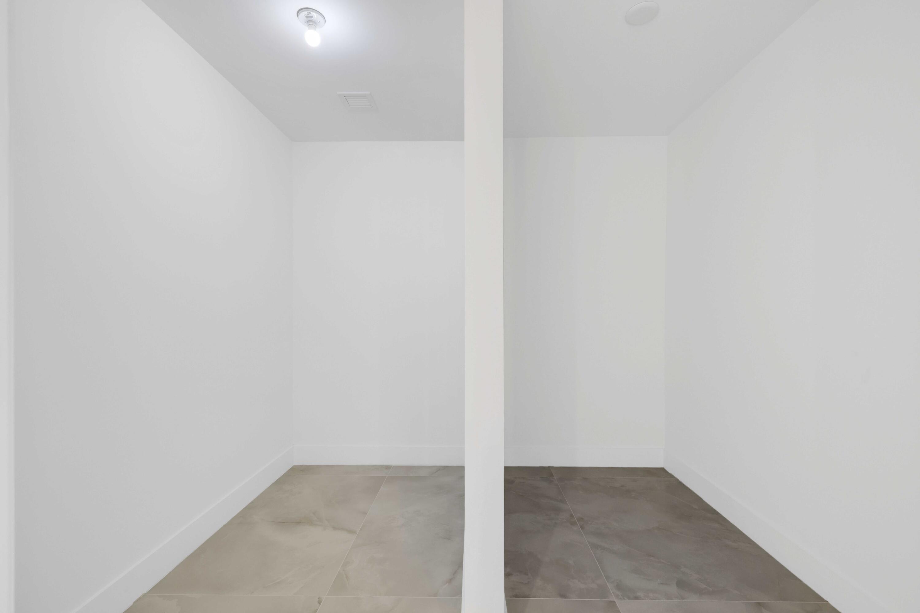 475 E Royal Palm Road 506