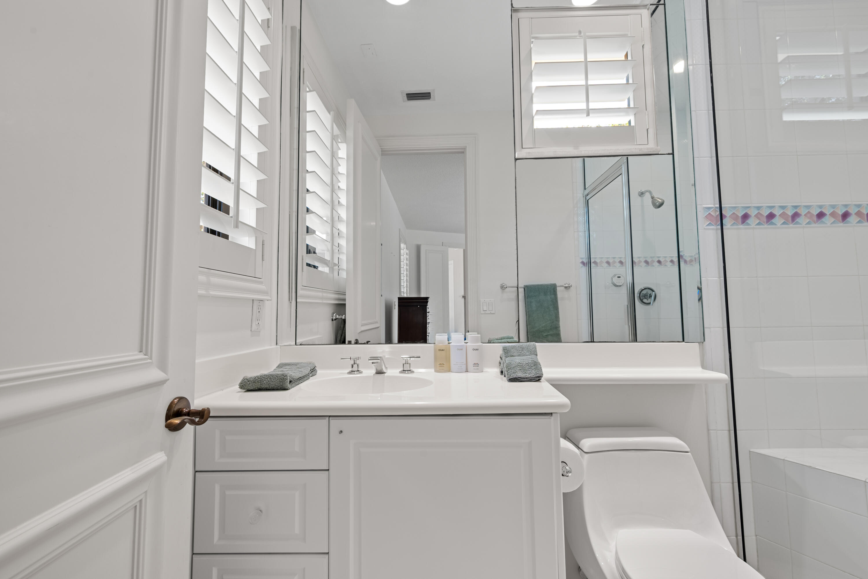 18800 Long Lake Drive