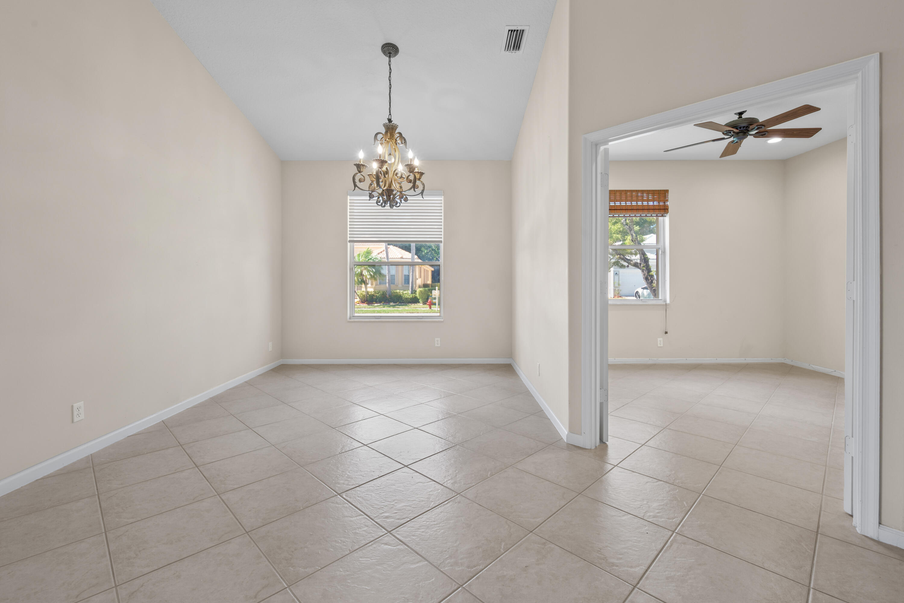7086 Del Corso Lane