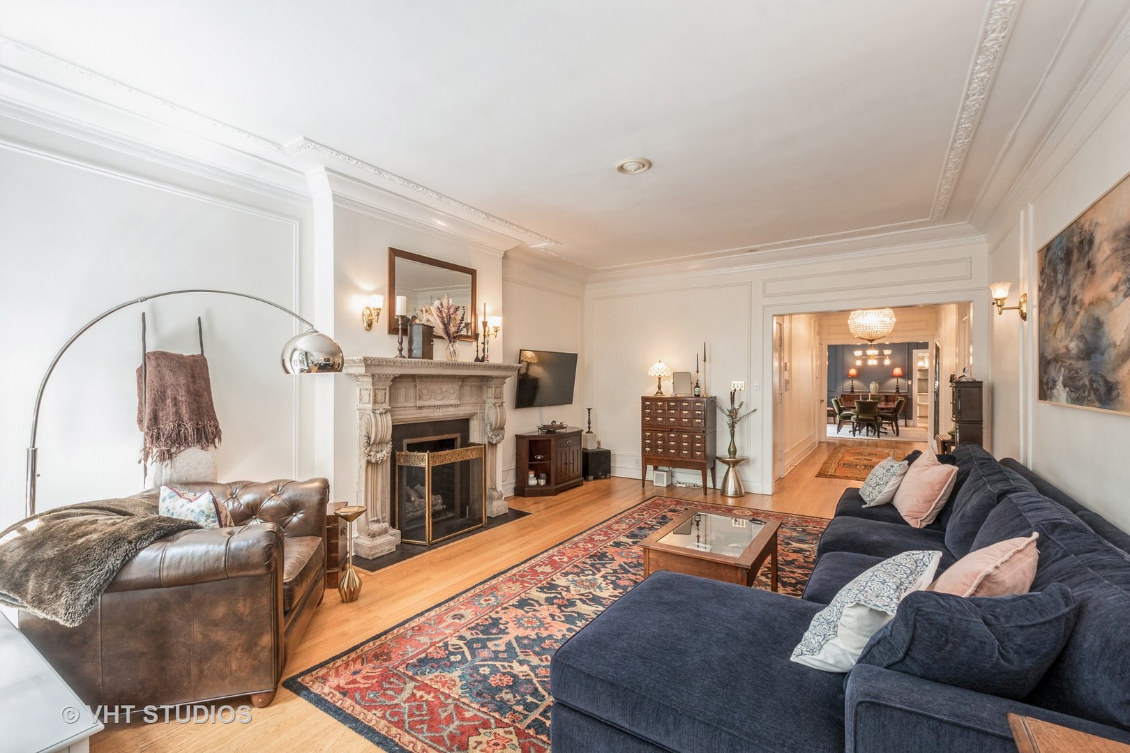 516 W Roscoe Street Unit: 3