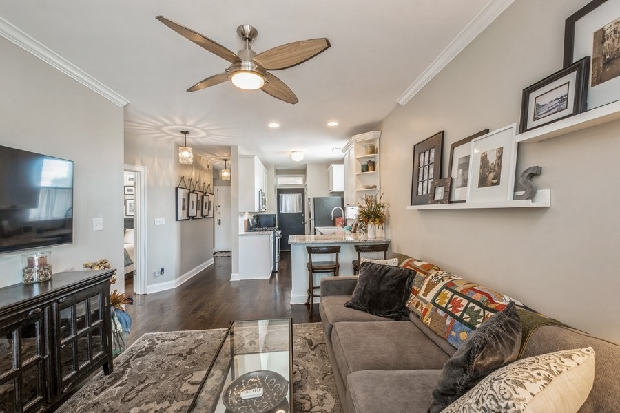 3410 N Bell Avenue Unit: 3