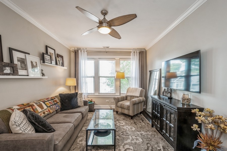 3410 N Bell Avenue Unit: 3