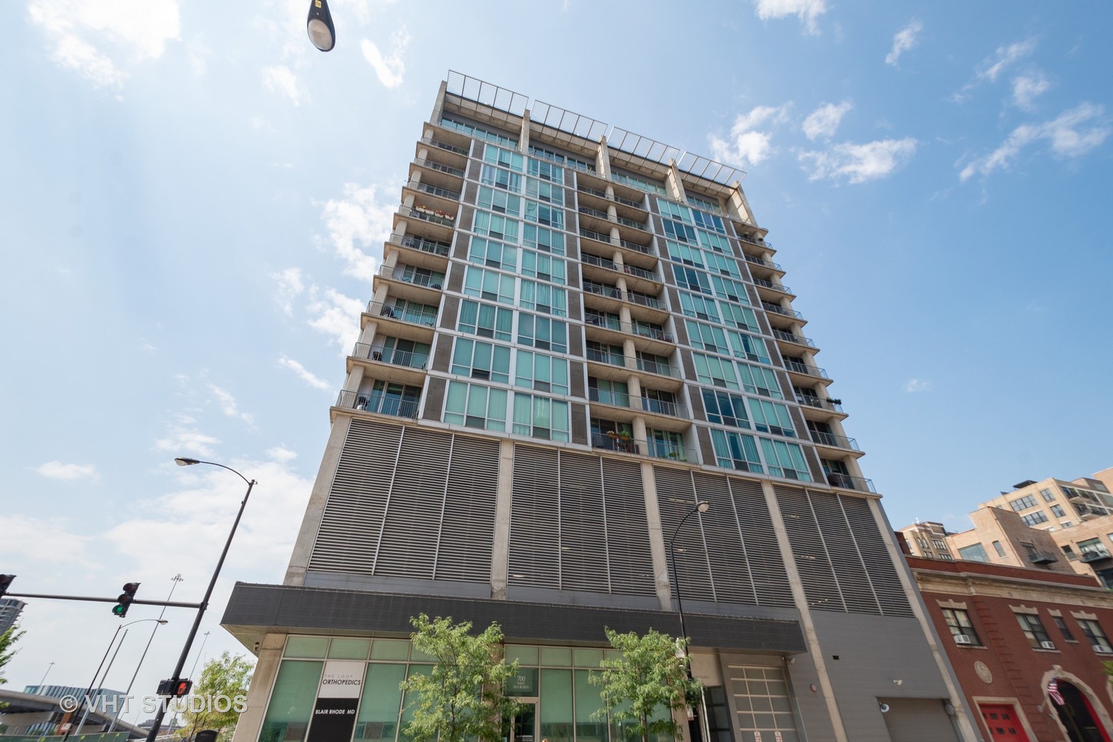 700 W Van Buren Street Unit: 703