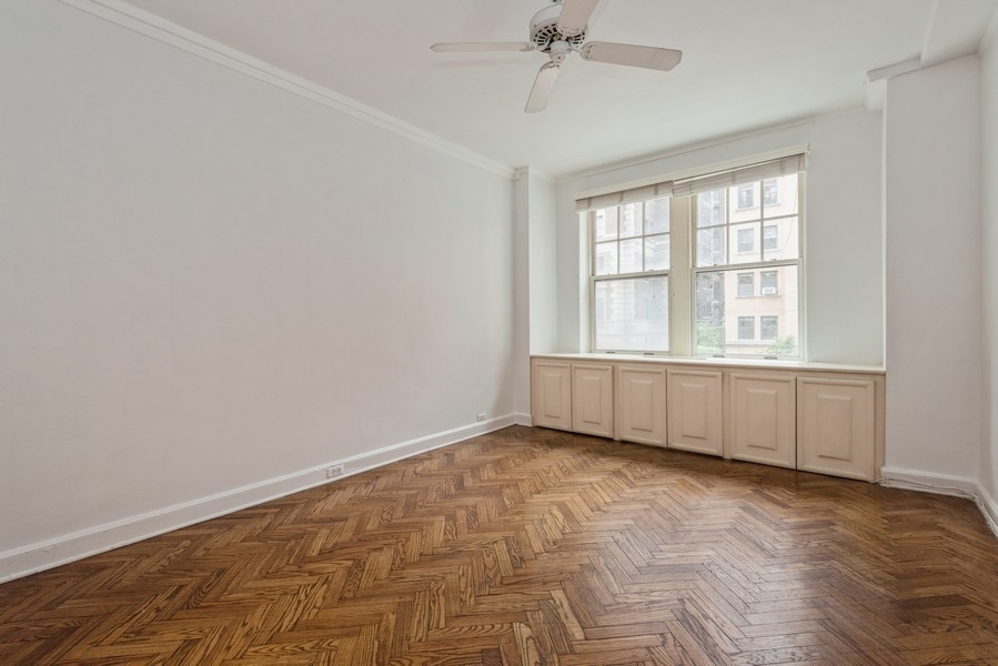 421 W Melrose Street Unit: 1B