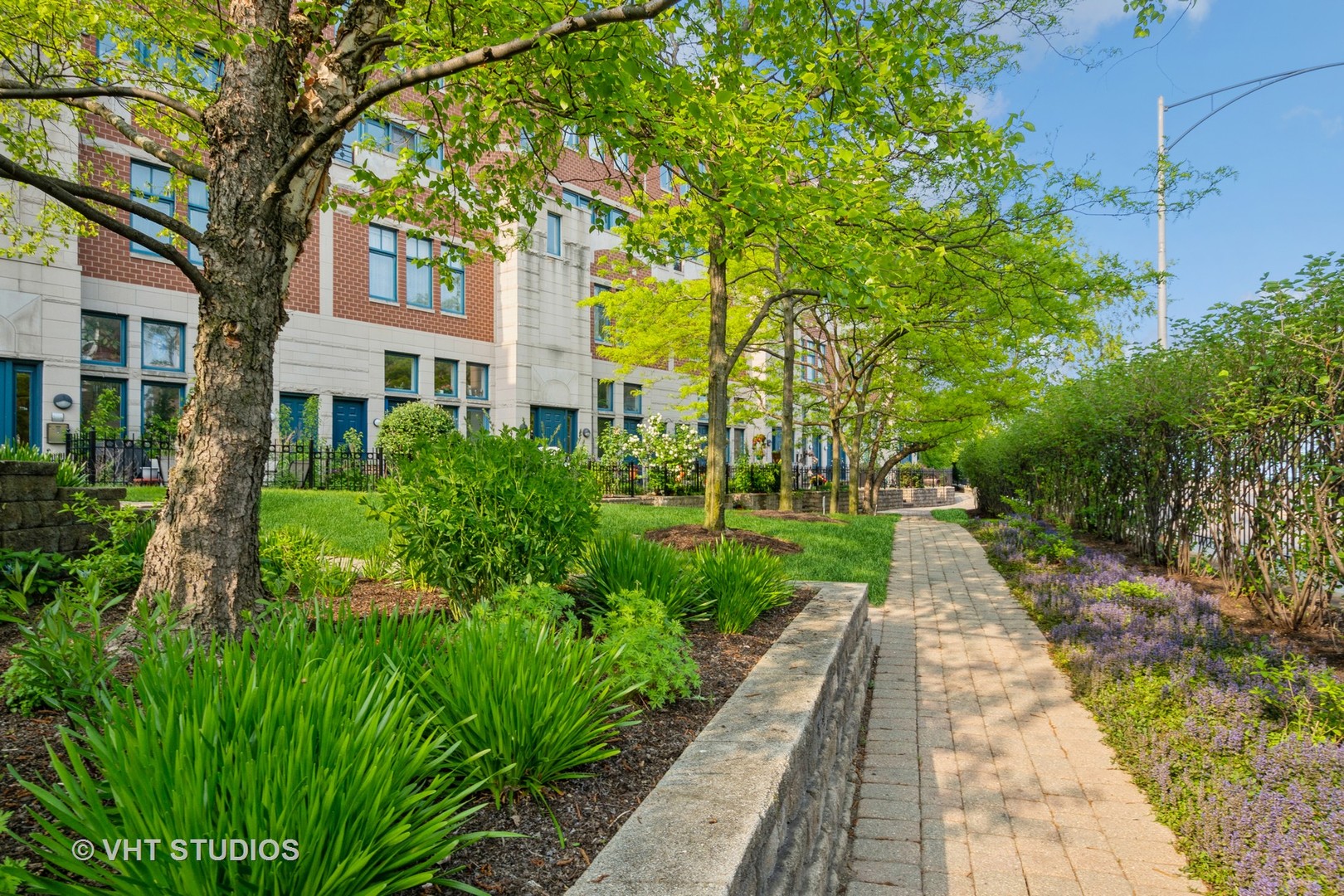 7766 N Sheridan Road Unit: 5