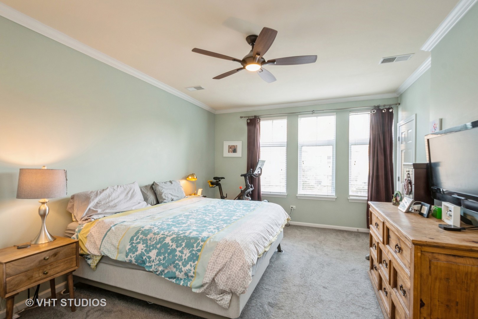 7766 N Sheridan Road Unit: 5