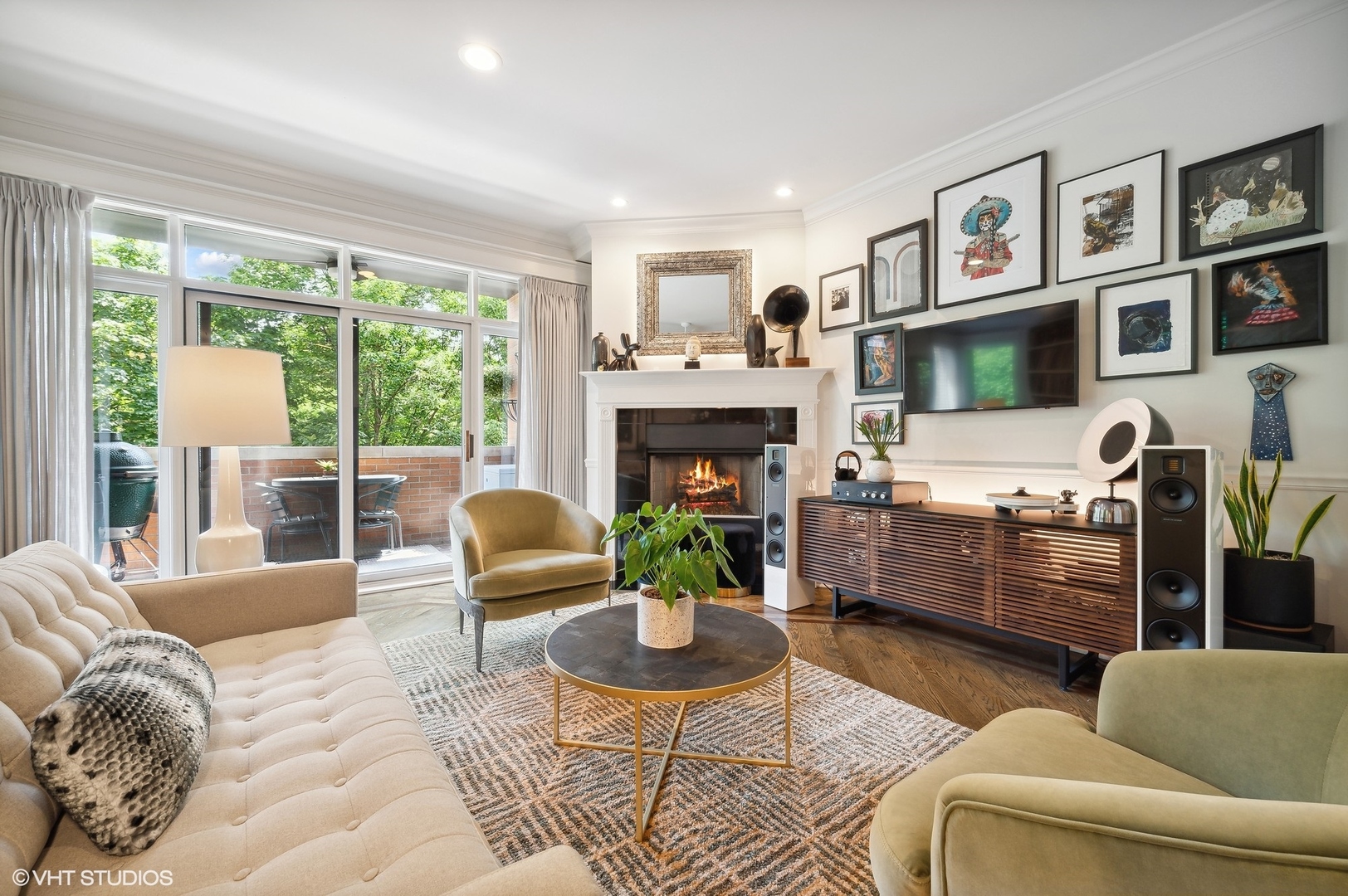1528 W Jonquil Terrace Unit: D2
