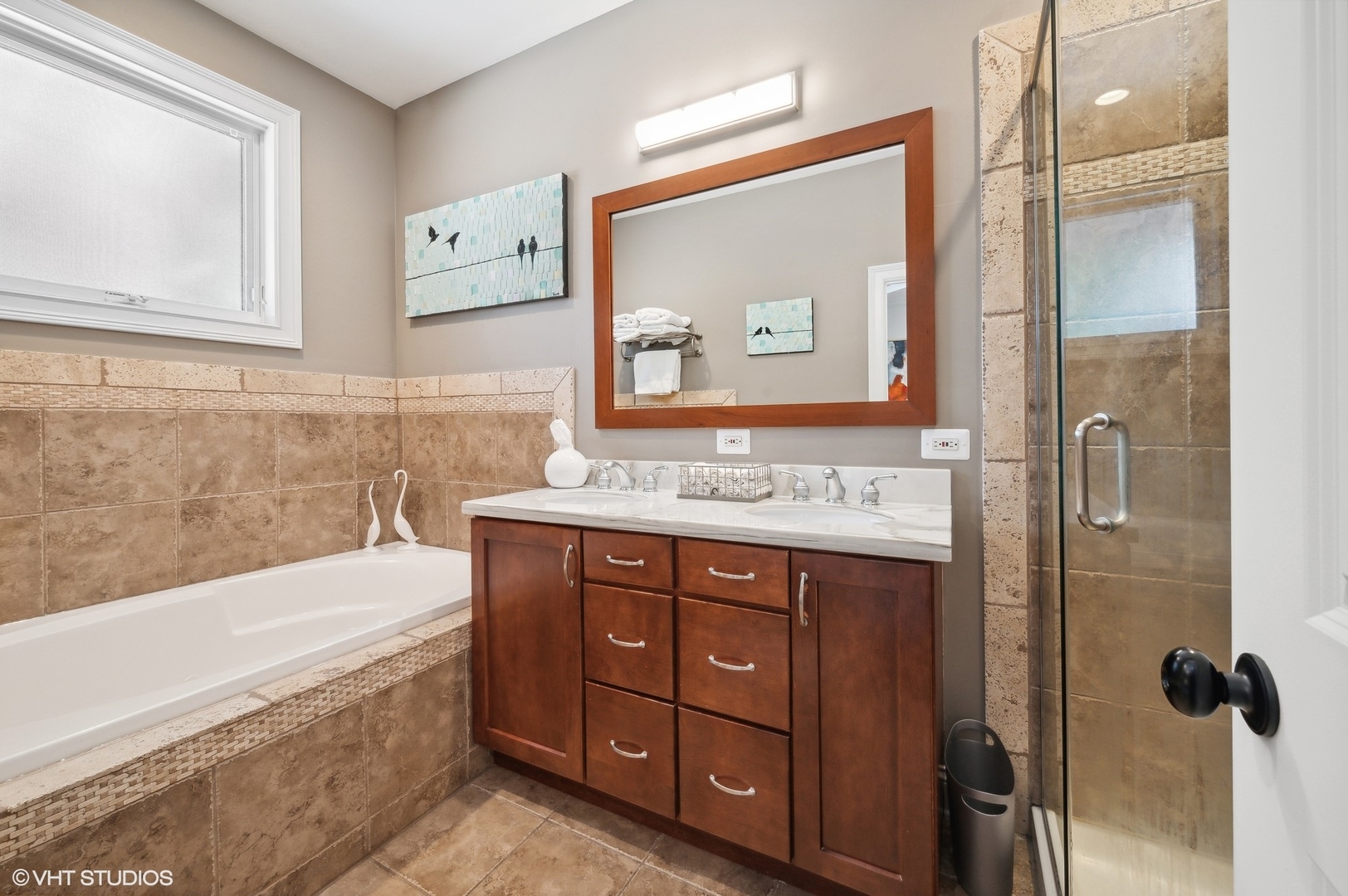 1528 W Jonquil Terrace Unit: D2