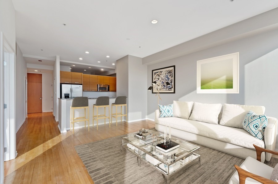 500 W Superior Street Unit: 1209