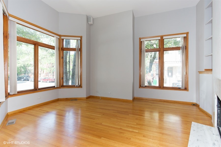 1001 W Dickens Avenue Unit: 1001