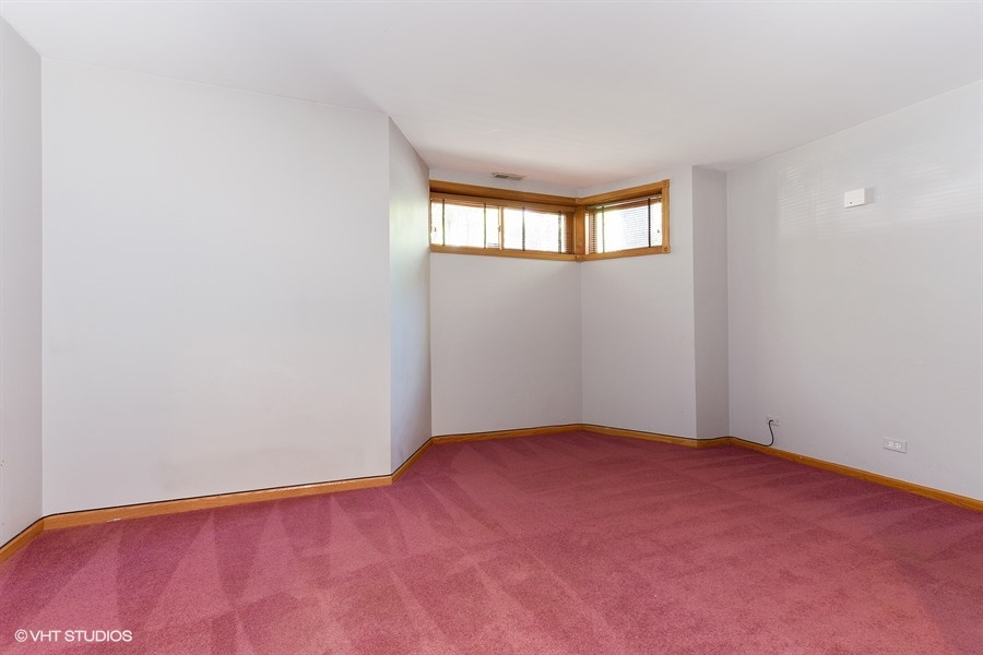 1001 W Dickens Avenue Unit: 1001