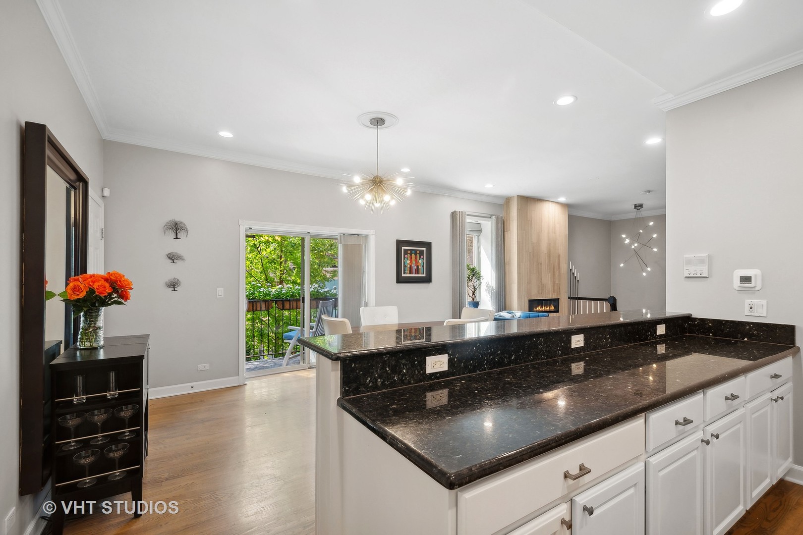 1712 N Wood Street Unit: 1W