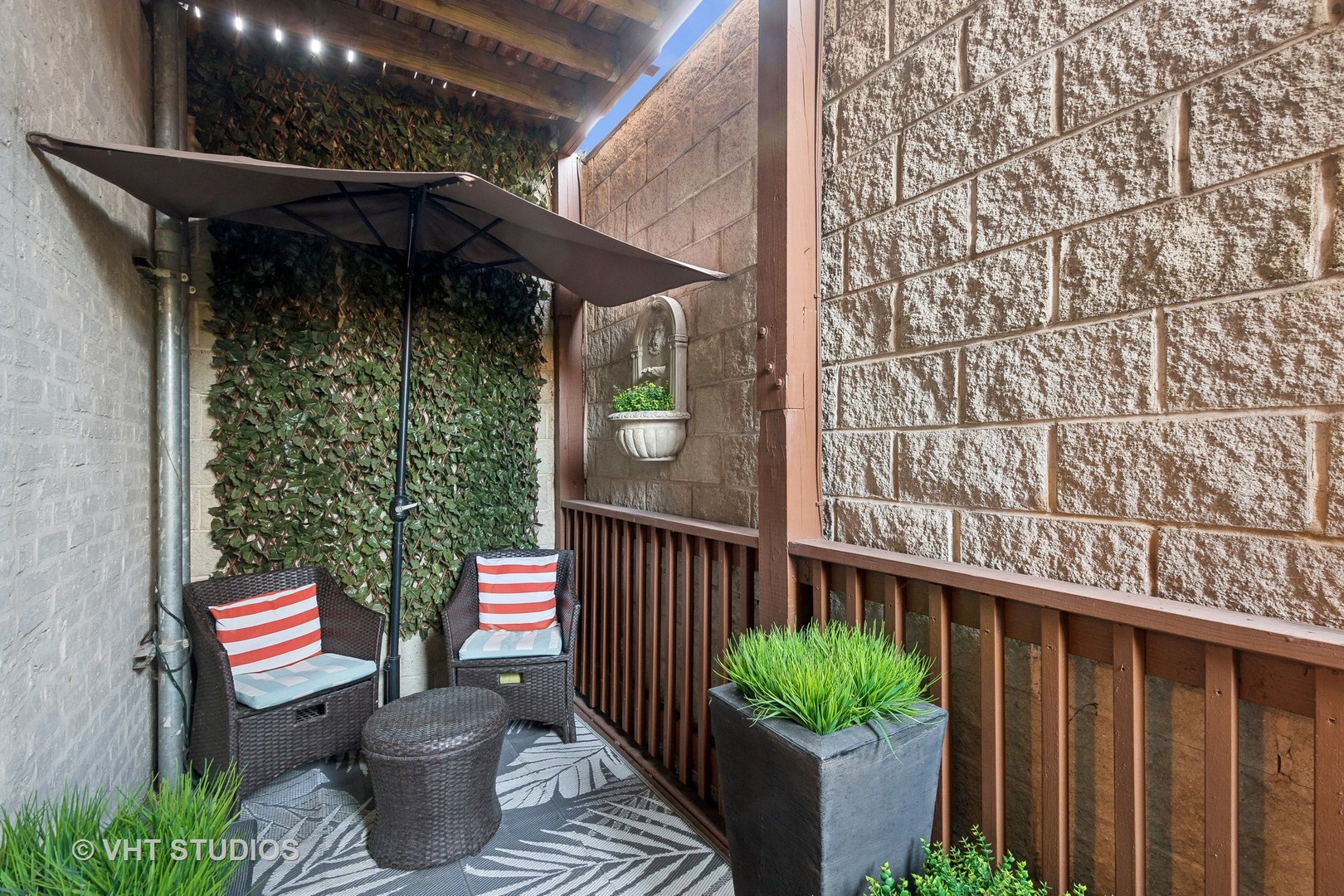 1712 N Wood Street Unit: 1W