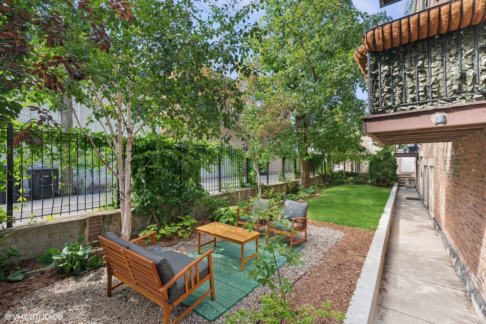 1712 N Wood Street Unit: 1W