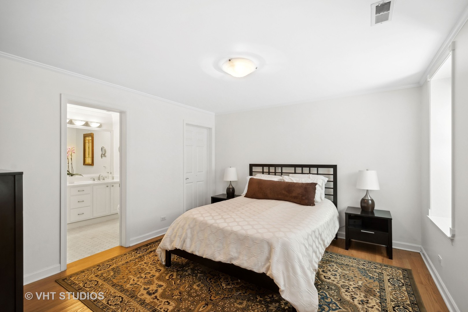 1712 N Wood Street Unit: 1W