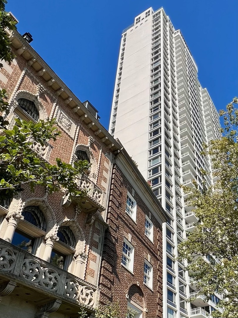 1300 N Lake Shore Drive Unit: 37B