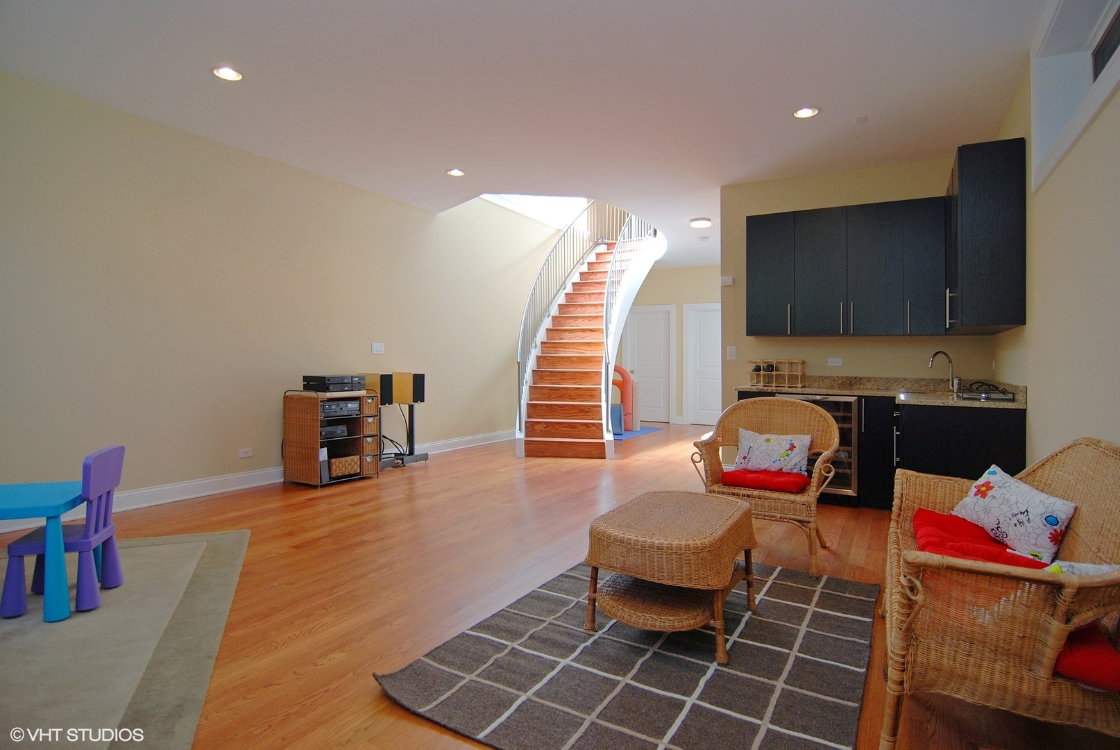 1940 W Erie Street