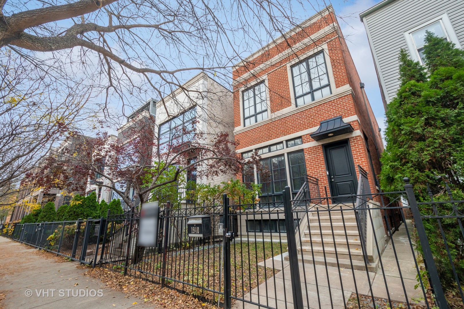 1940 W Erie Street