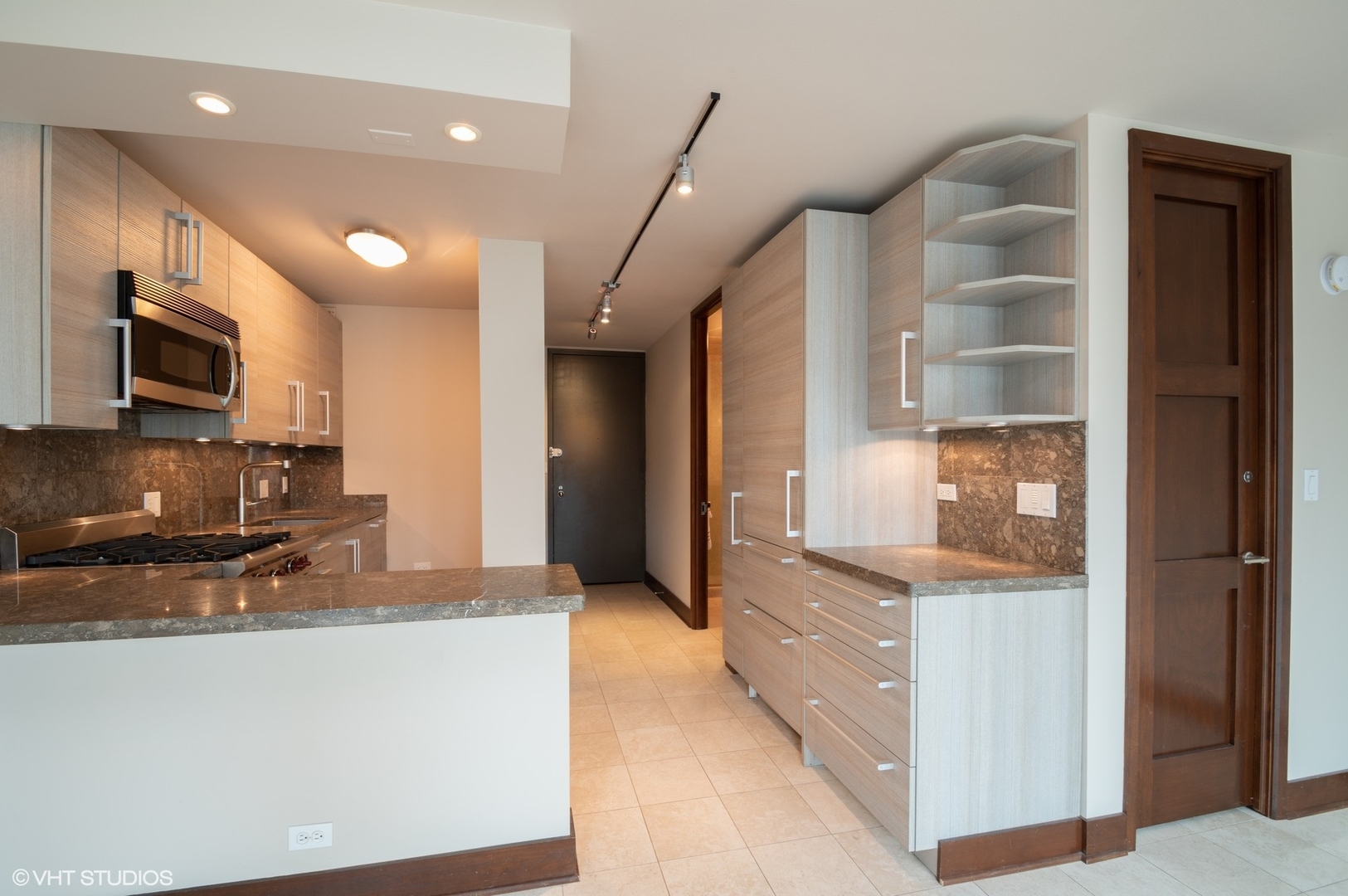 1 E Scott Street Unit: 1505