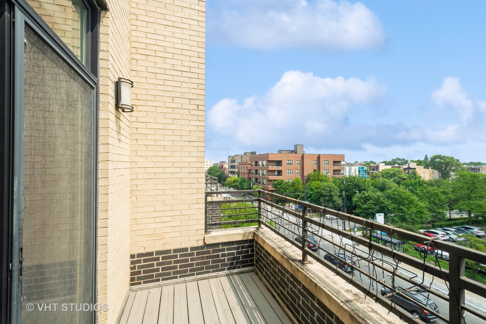 1448 N Western Avenue Unit: 4A