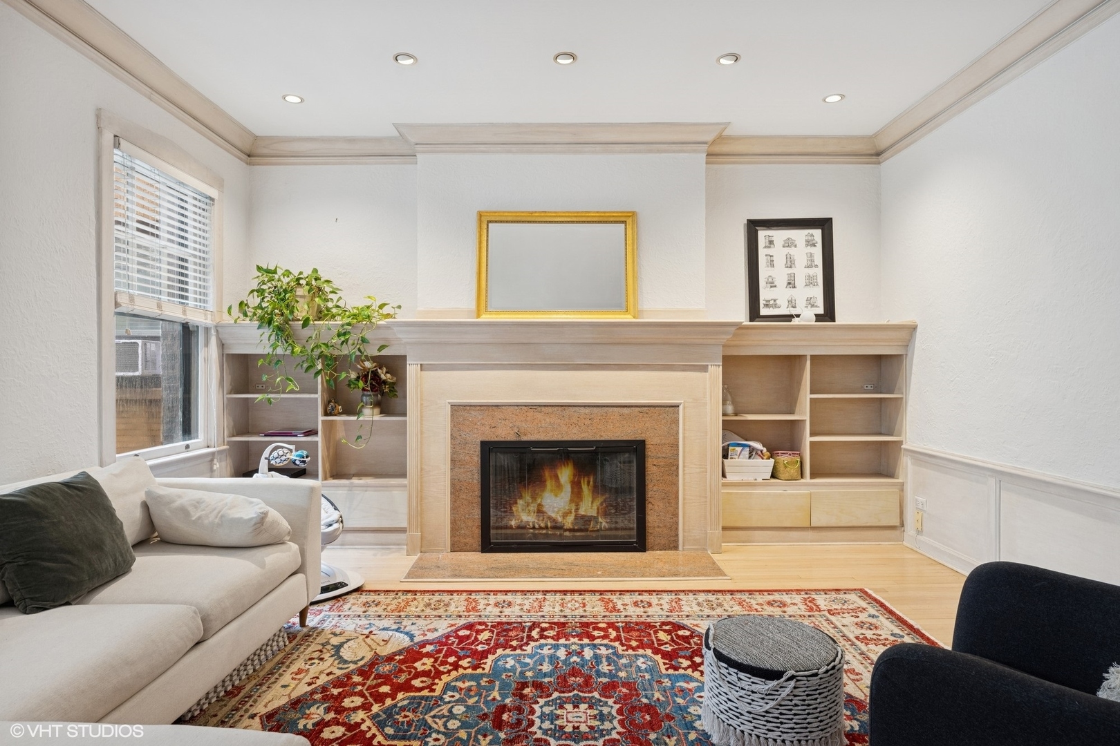 622 W Waveland Avenue Unit: 2W