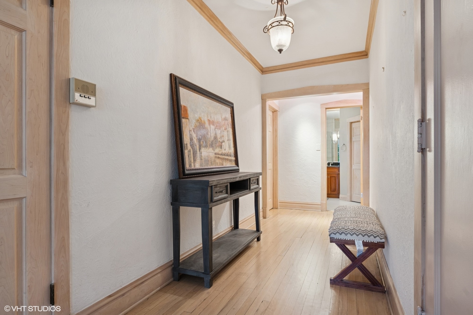 622 W Waveland Avenue Unit: 2W